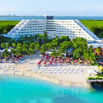 Oasis Palm Lite Cancun Mexico